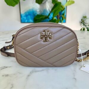 NWT Tory Burch Kira Chevron Small Camera Crossbody Bag Classic Taupe Leather
